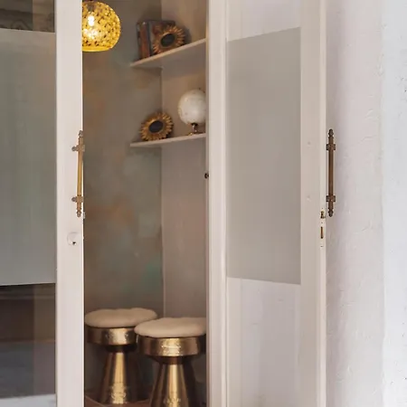 Готель Rainbow *